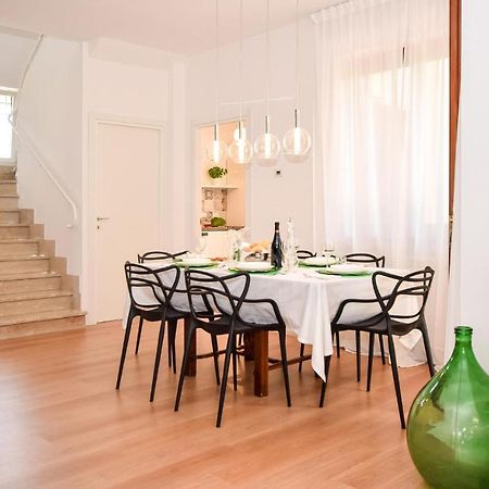 Cozy Home In Anguillara Sabazia With Kitchenette Exterior foto